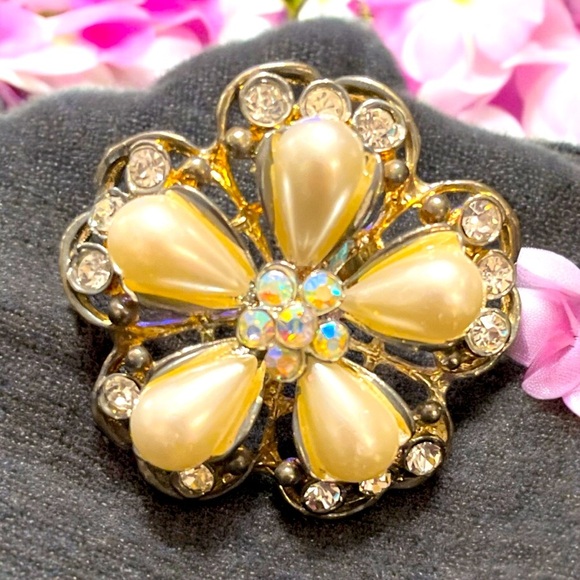 Ring! 💗 Costume Ring - Picture 1 of 2